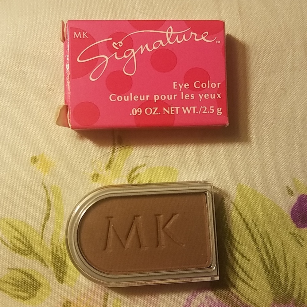 *NIB* MARY KAY SIGNATURE EYE SHADOW